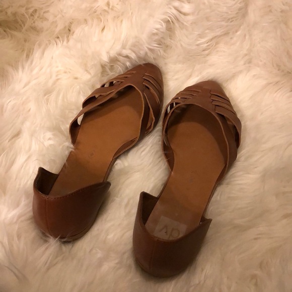 Spring Sandals - Picture 2 of 3